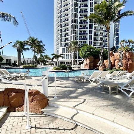 Trump International Resort By Zen Vacation Rentals Miami Beach Bagian luar foto