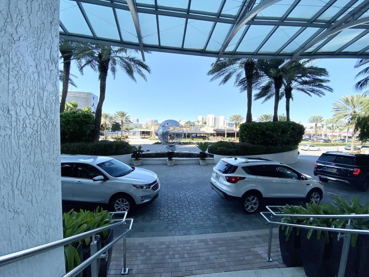 Trump International Resort By Zen Vacation Rentals Miami Beach Bagian luar foto
