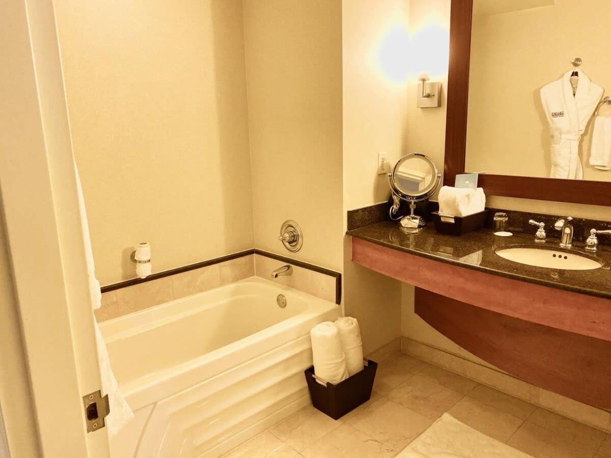 Trump International Resort By Zen Vacation Rentals Miami Beach Bagian luar foto