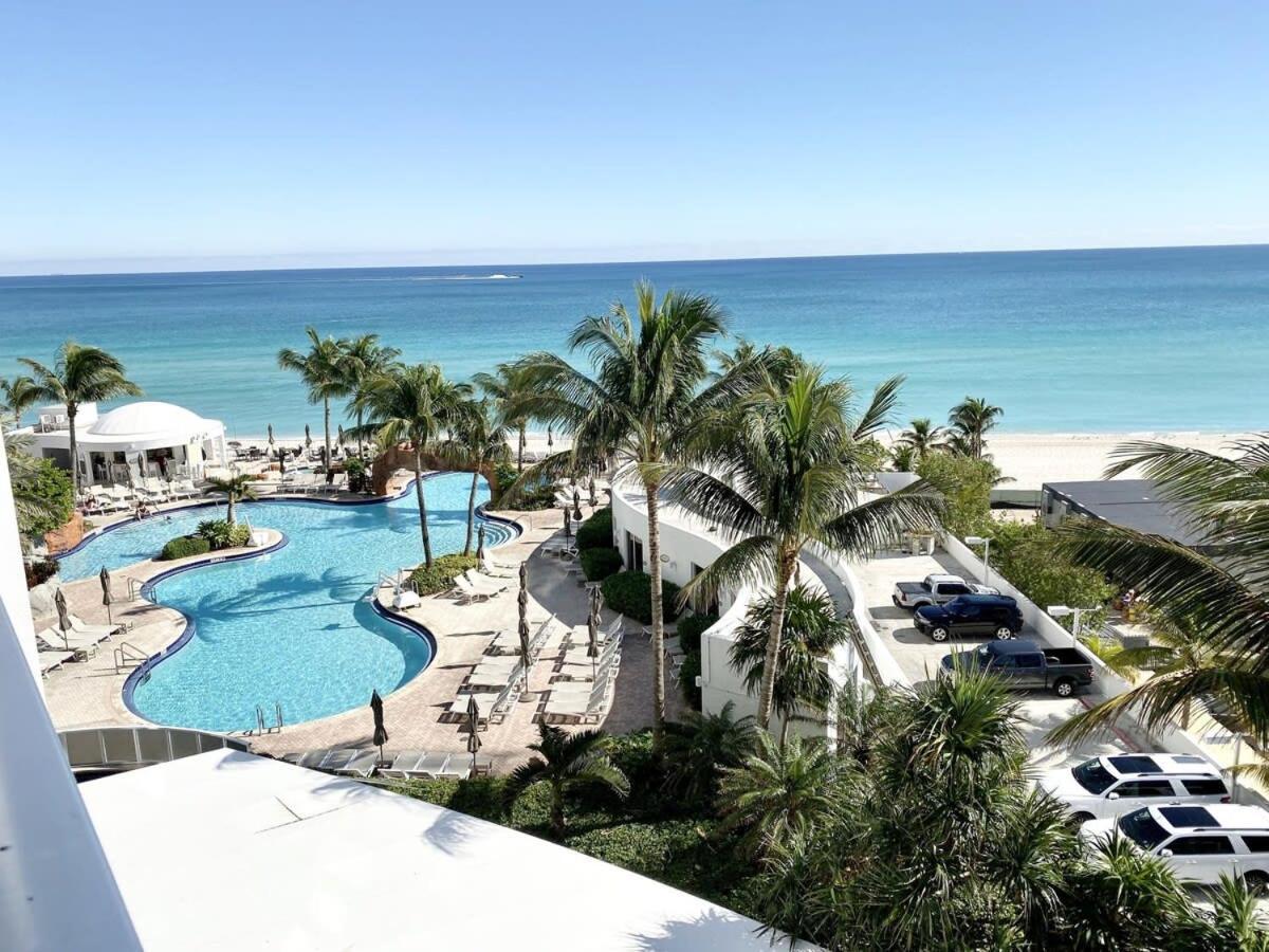Trump International Resort By Zen Vacation Rentals Miami Beach Bagian luar foto